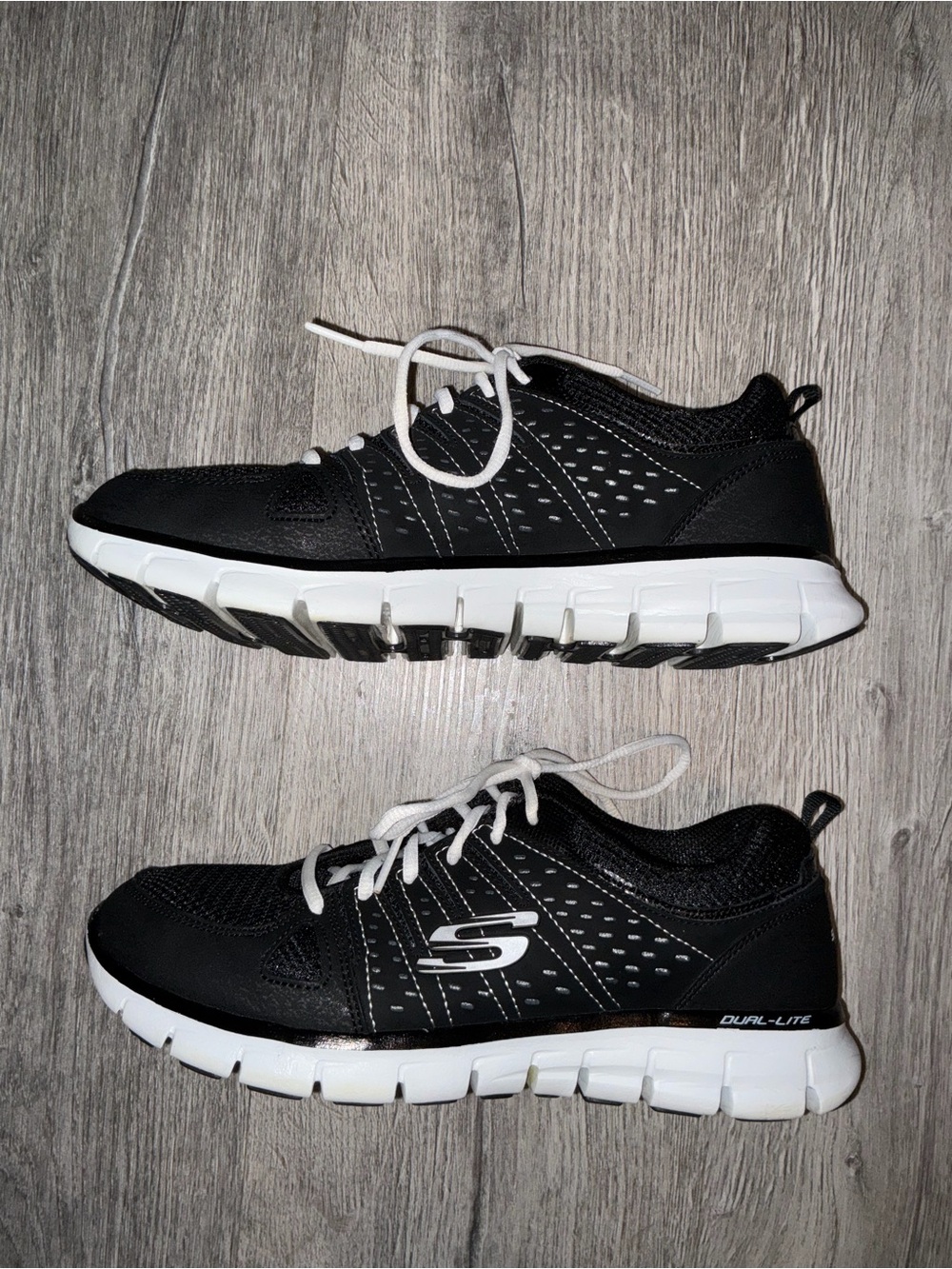 Skechers Synergy Look Book Air Cooled Memory Foam Black + White Shoes 8.5